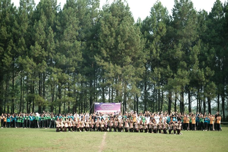 SMK NEGERI BANSARI MENGADAKAN LINMEDIAS (LINTAS MEDAN DAN AKSI SOSIAL)